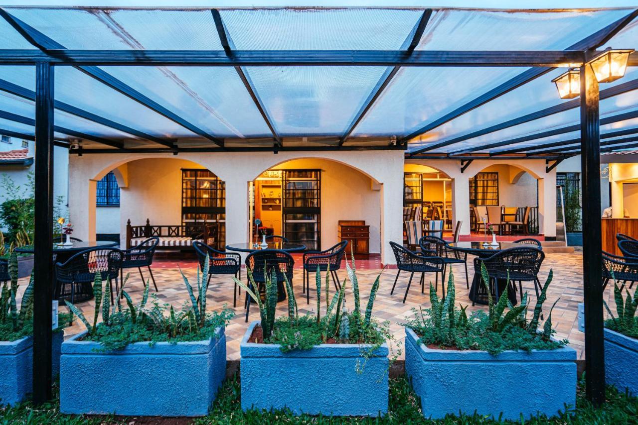 Cozy Stead Hotel Nairobi Exterior photo