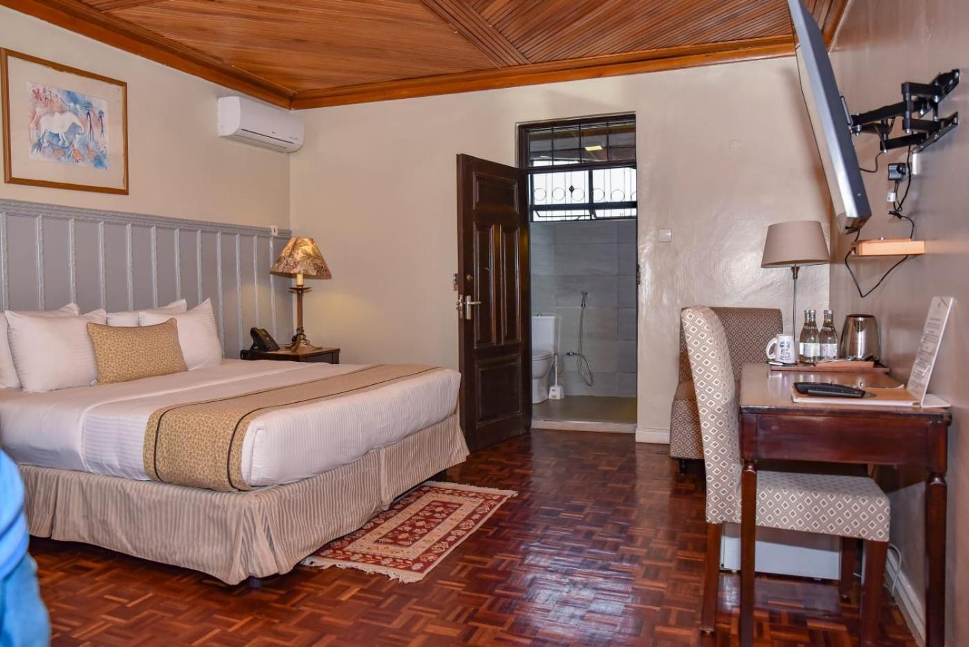 Cozy Stead Hotel Nairobi Exterior photo