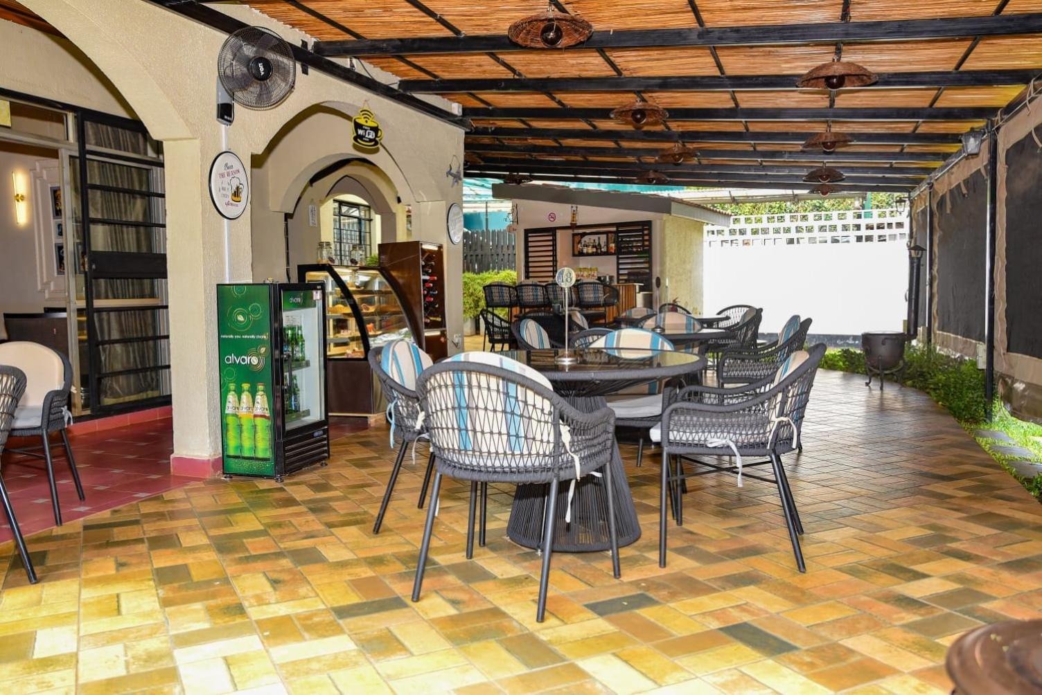Cozy Stead Hotel Nairobi Exterior photo